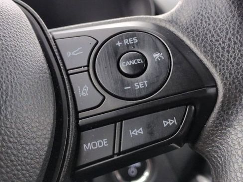 Certified 2025 Toyota RAV4 XLE image 17