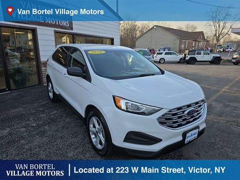 Used 2020 Ford Edge SE image 3