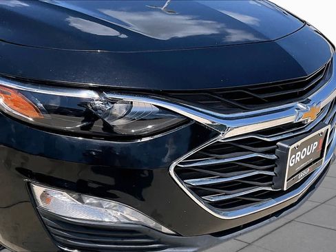 Used 2021 Chevrolet Malibu LT FWD image 29
