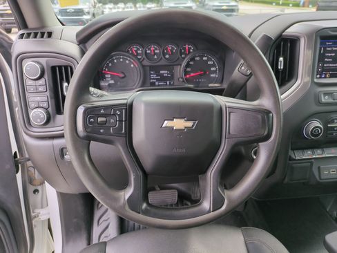 Used 2023 Chevrolet Silverado 1500 W/T w/ WT Convenience Package AWD/4WD image 18