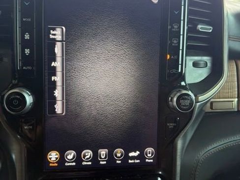 Used 2021 RAM 1500 Limited AWD/4WD image 6