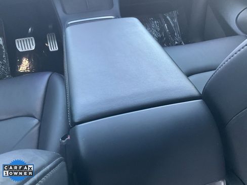 Used 2022 Tesla Model Y Performance image 44