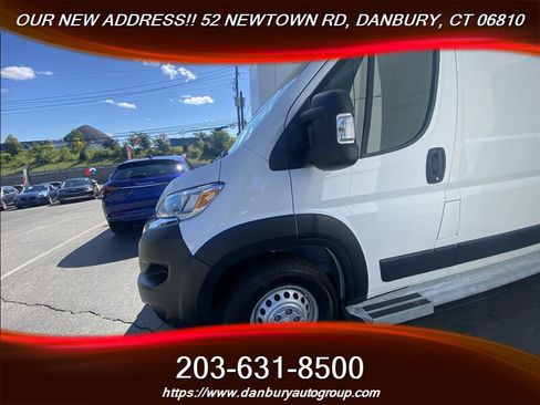 Used 2025 RAM ProMaster 2500 w/ U-Haul Equipment Group FWD image 7