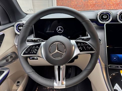 New 2026 Mercedes-Benz GLC 300 GLC 300 image 14