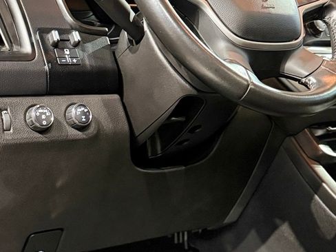 Used 2021 Chevrolet Colorado LT w/ Safety Package image 33