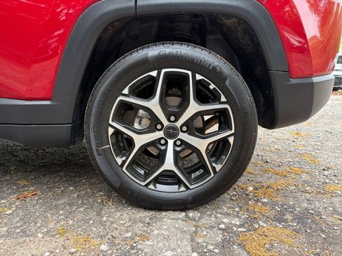Used 2025 Jeep Compass Limited AWD/4WD image 30