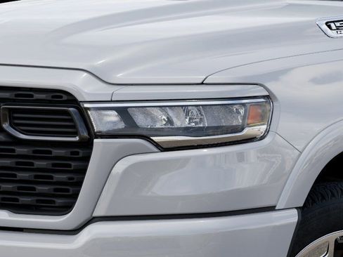 New 2026 RAM 1500 4x4 Crew Cab image 10