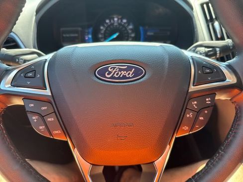 Used 2024 Ford Edge SEL w/ Sport Appearance Package AWD/4WD image 27
