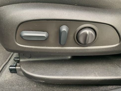 Used 2022 Chevrolet Blazer LT image 23