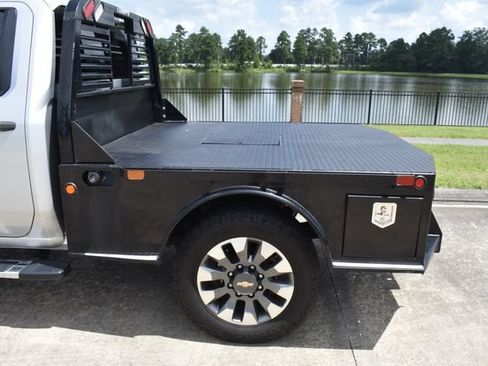 Used 2022 Chevrolet Silverado 2500 Custom w/ Custom Value Package AWD/4WD image 8