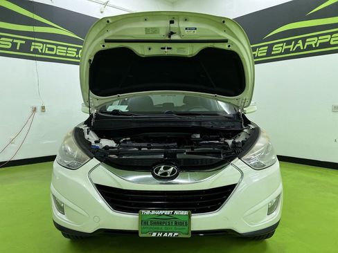 Used 2012 Hyundai Tucson Limited w/ Premium Pkg AWD/4WD image 4