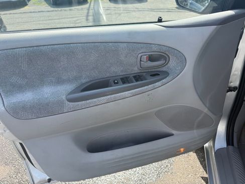 Used 2003 MAZDA MPV LX-SV image 10