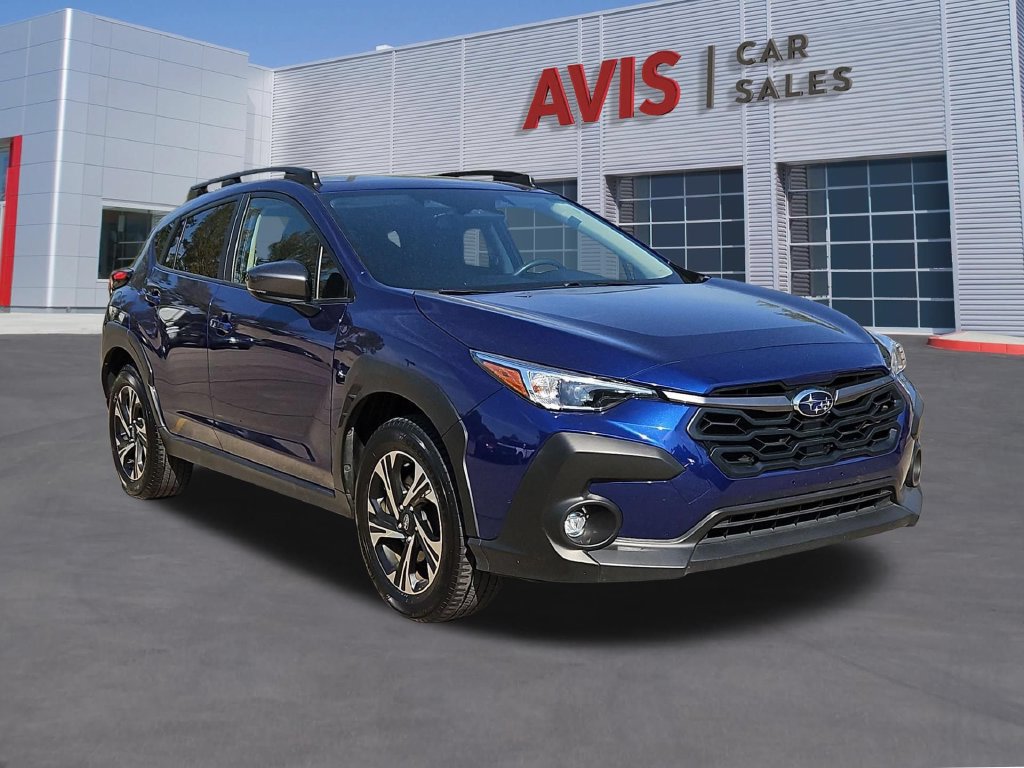 Used 2025 Subaru Crosstrek 2.5i Premium AWD/4WD image 3