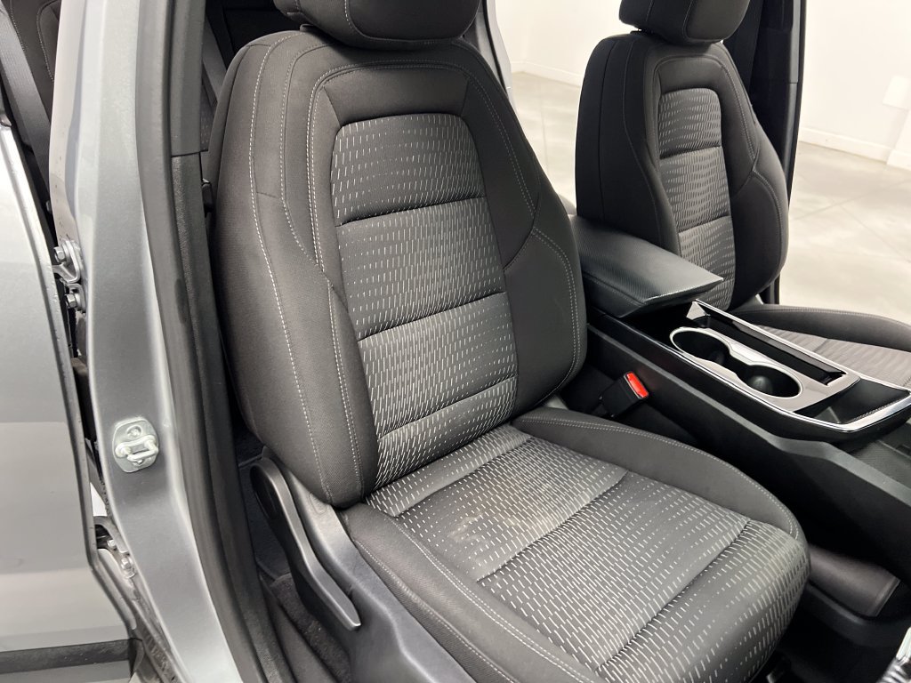 Used 2025 Chevrolet Equinox LT FWD image 28