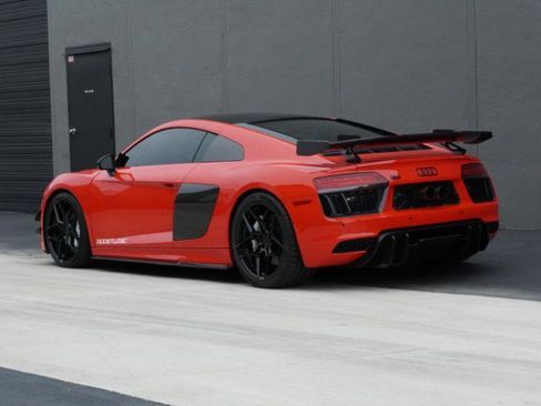 Used 2017 Audi R8 V10 plus image 16