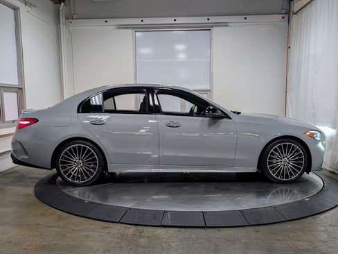 Used 2025 Mercedes-Benz C 300 4MATIC Sedan image 10