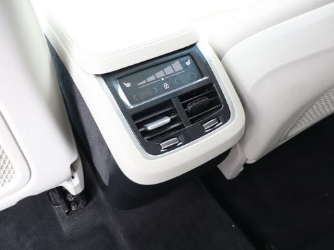 Used 2023 Volvo XC90 B6 Plus w/ Protection Package Premier AWD/4WD image 26