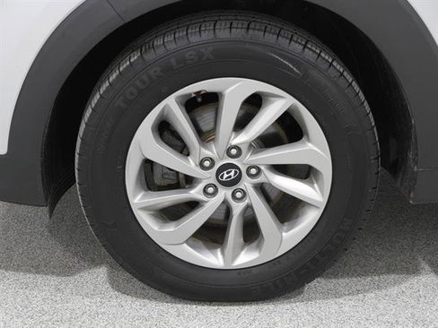 Used 2017 Hyundai Tucson SE Plus image 22