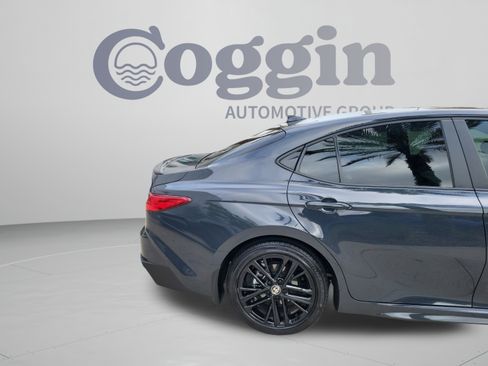 Used 2026 Toyota Camry SE FWD image 33