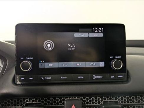 Used 2024 Honda HR-V Sport image 29