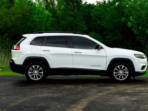 Used 2022 Jeep Cherokee Latitude Lux FWD image 5