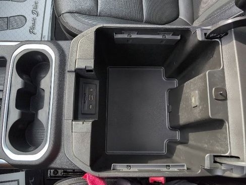 Used 2019 Chevrolet Silverado 1500 High Country w/ Technology Package image 20