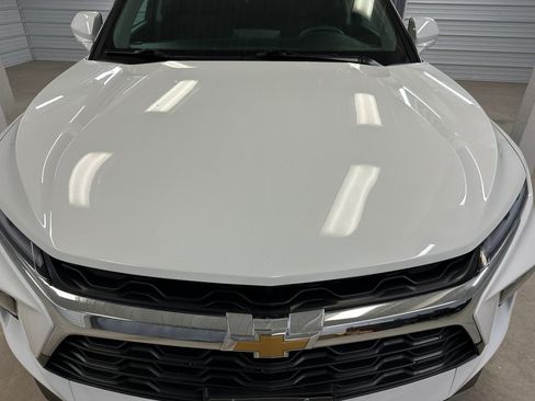Used 2025 Chevrolet Blazer LT AWD/4WD image 39
