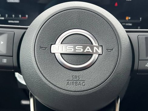 New 2026 Nissan Kicks SR FWD image 6