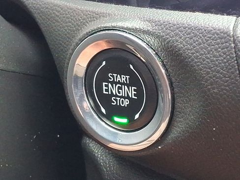 Used 2023 Buick Encore GX Select w/ Sport Touring Package FWD image 22
