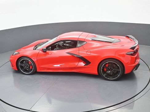 Used 2020 Chevrolet Corvette Stingray Preferred Cpe w/ 2LT Preferred Equipment Group RWD image 44