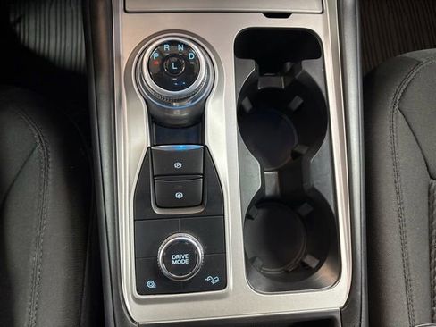 Used 2022 Ford Explorer XLT AWD/4WD image 21