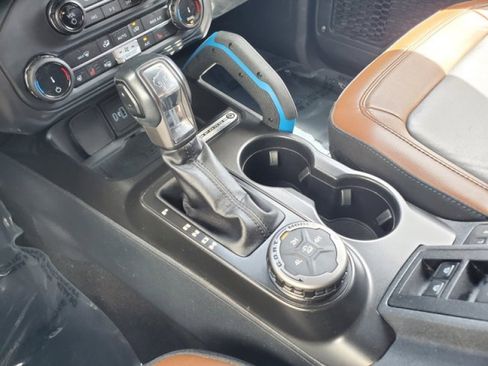 Used 2022 Ford Bronco Outer Banks AWD/4WD image 25