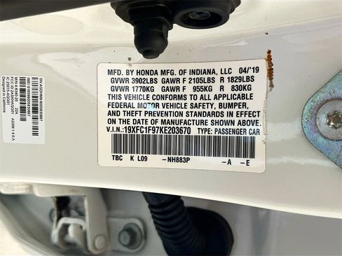 Used 2019 Honda Civic Touring image 33