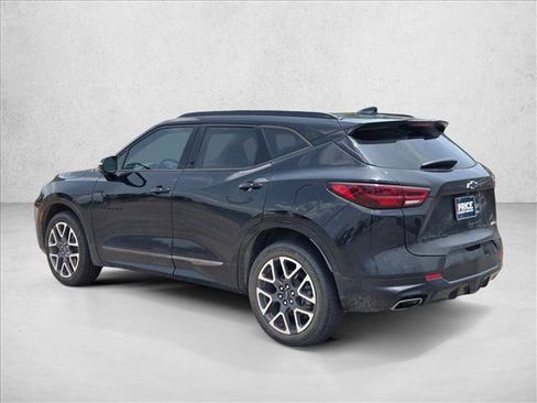 Used 2023 Chevrolet Blazer RS w/ Enhanced Convenience Package AWD/4WD image 7