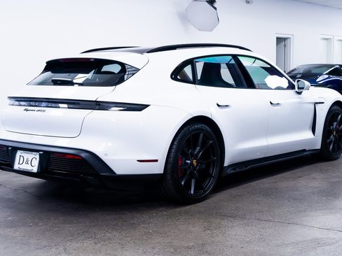 Used 2024 Porsche Taycan GTS image 6