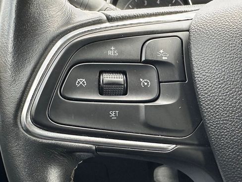 Used 2020 Buick Encore GX Select w/ Sport Touring Package image 26