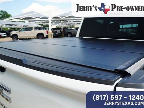 Used 2023 GMC Sierra 1500 Elevation w/ LPO, Elevation Black Package AWD/4WD image 22