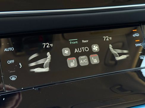 New 2026 Genesis GV70 2.5T image 31