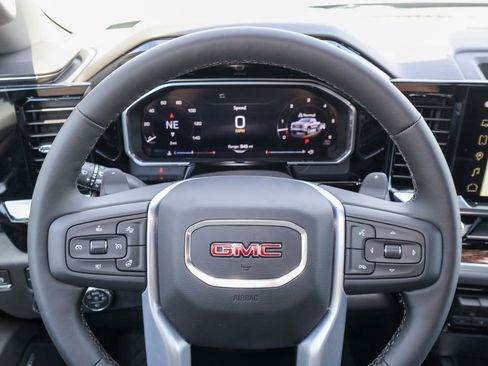 New 2026 GMC Sierra 1500 Elevation image 16