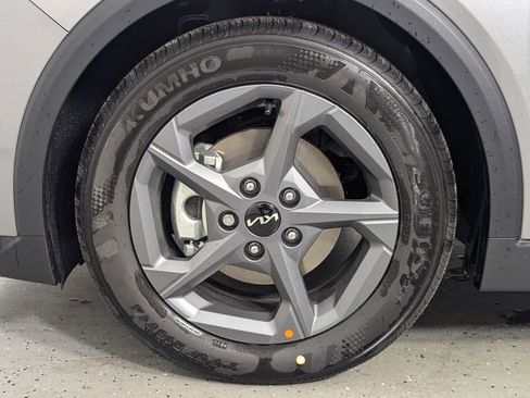 New 2026 Kia K4 LXS image 9