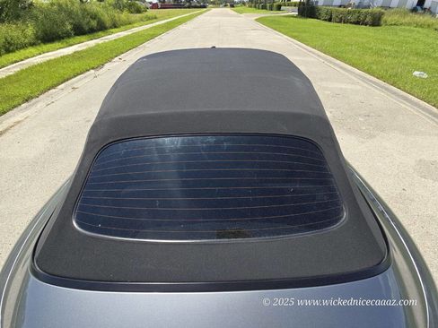 Used 2004 Porsche 911 Carrera image 32