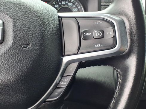 Used 2024 RAM 2500 Laramie AWD/4WD image 10
