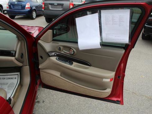 Used 2003 Buick Le Sabre Limited w/ Celebration Edition Package image 16