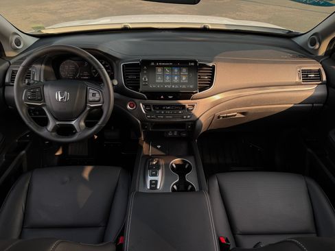 Used 2024 Honda Ridgeline RTL+ image 16
