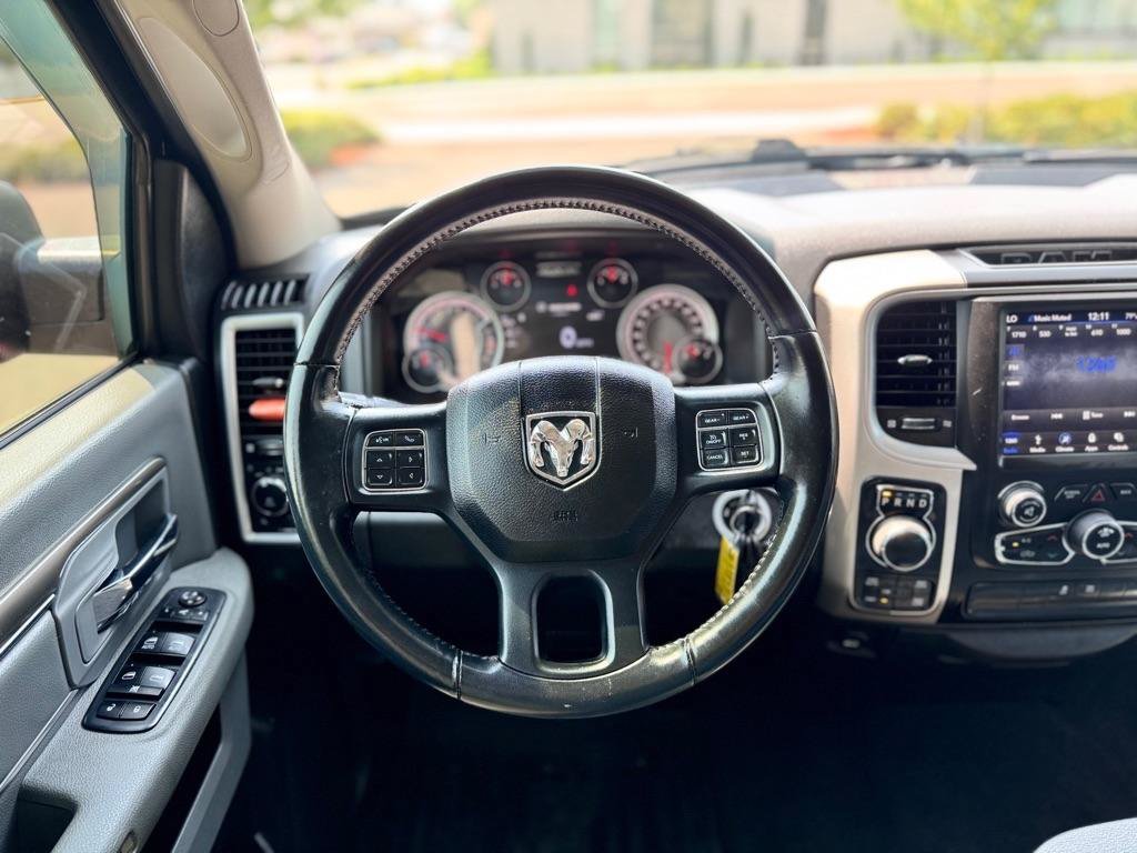 Used 2019 RAM 1500 Big Horn AWD/4WD image 12