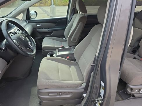 Used 2016 Honda Odyssey SE image 19