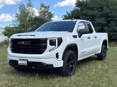 Used 2023 GMC Sierra 1500 Pro w/ Graphite Edition