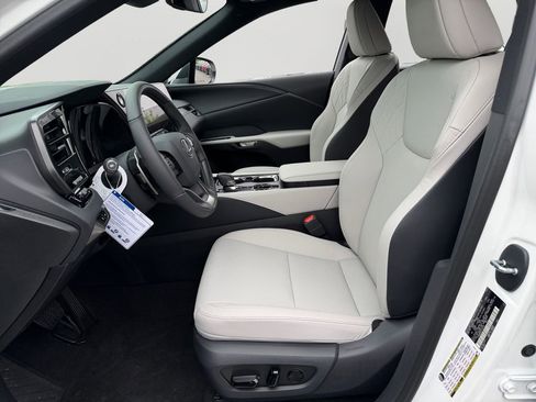 New 2026 Lexus RX 350h AWD/4WD image 12