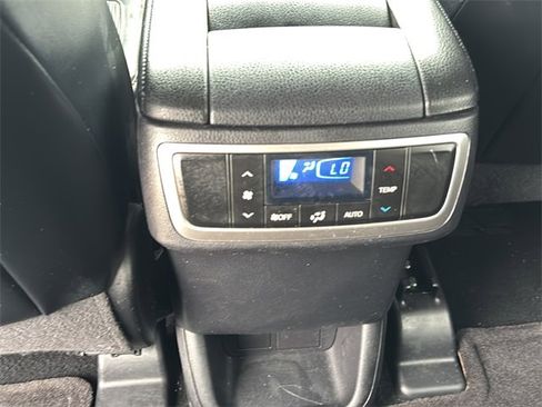 Used 2014 Toyota Highlander Plus image 16