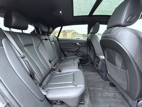 Used 2019 Audi Q8 Premium Plus AWD/4WD image 19